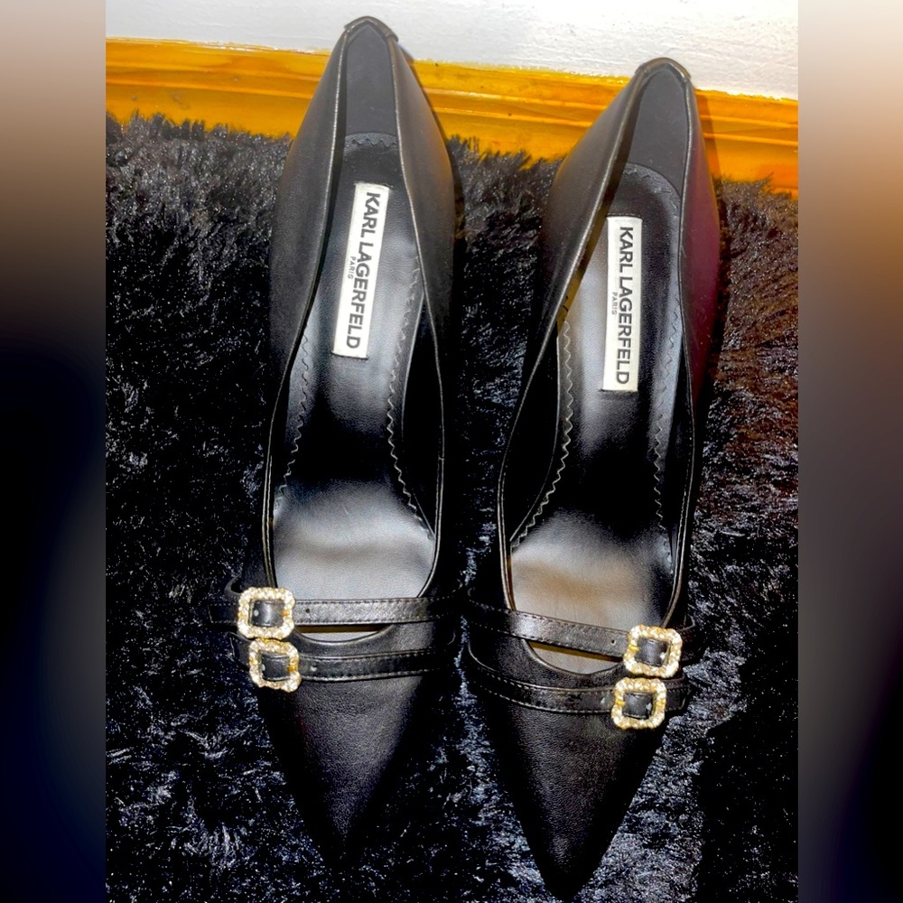 Basically New. - image 1